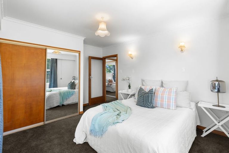 Photo of property in 2 Moorpark Place, Ilam, Christchurch, 8041