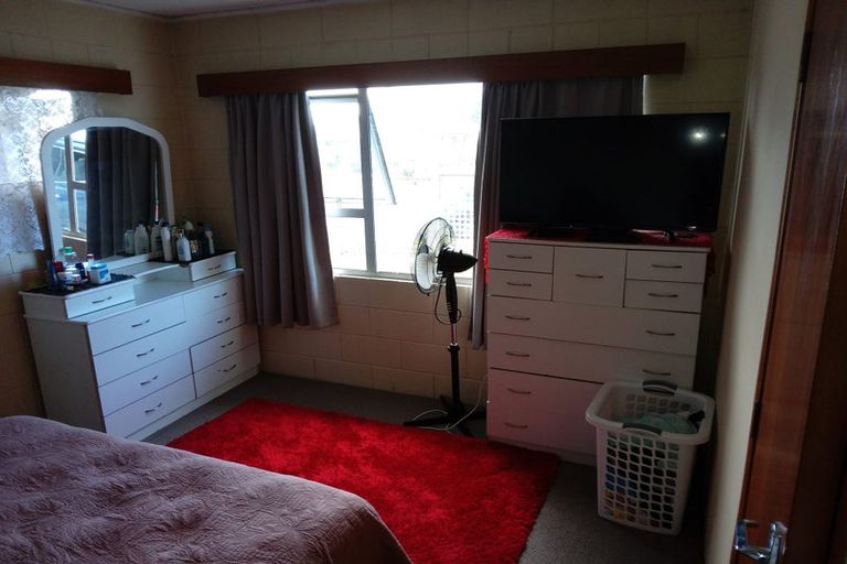 Photo of property in 2/4 Idlewild Avenue, Mangere, Auckland, 2022