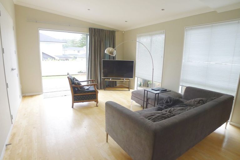 Photo of property in 113 Aberley Road, Schnapper Rock, Auckland, 0632