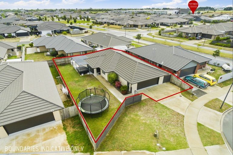 Photo of property in 49 Leet Crescent, Papamoa Beach, Papamoa, 3118
