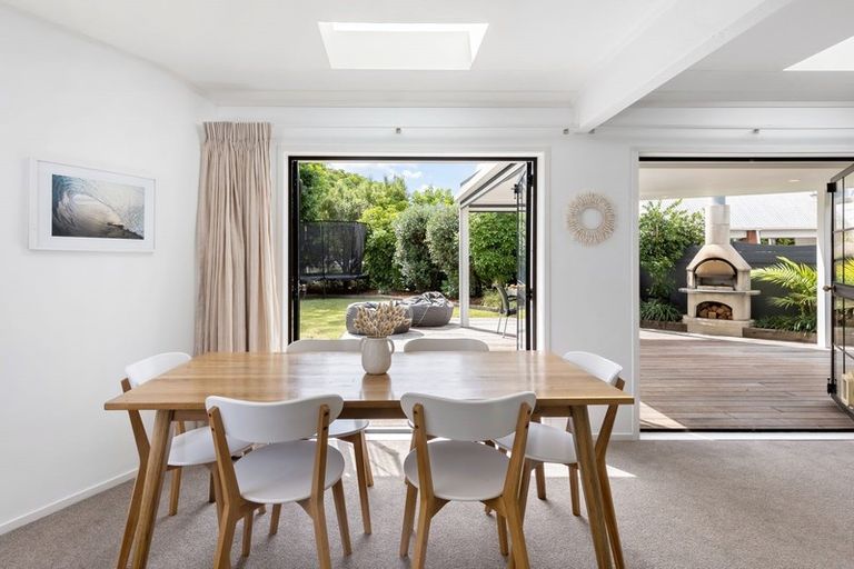 Photo of property in 14a Motuora Road, Manly, Whangaparaoa, 0930