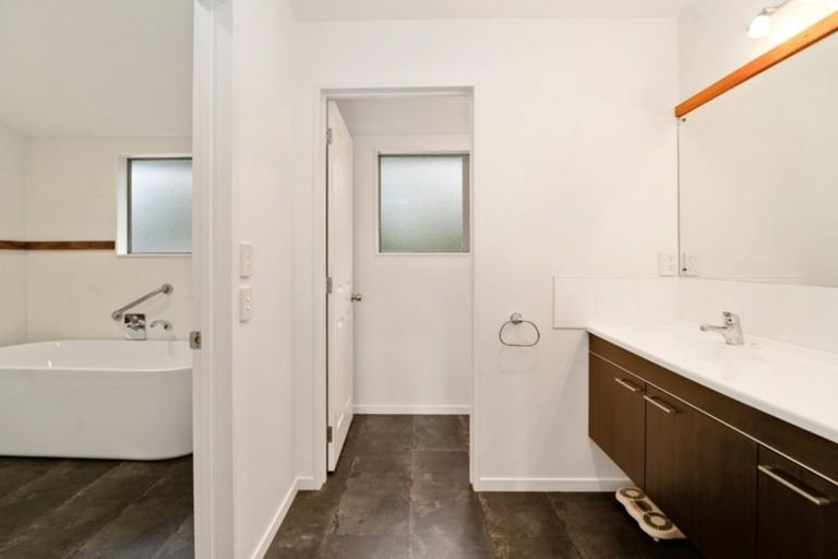 Photo of property in 25a Iles Road, Lynmore, Rotorua, 3010