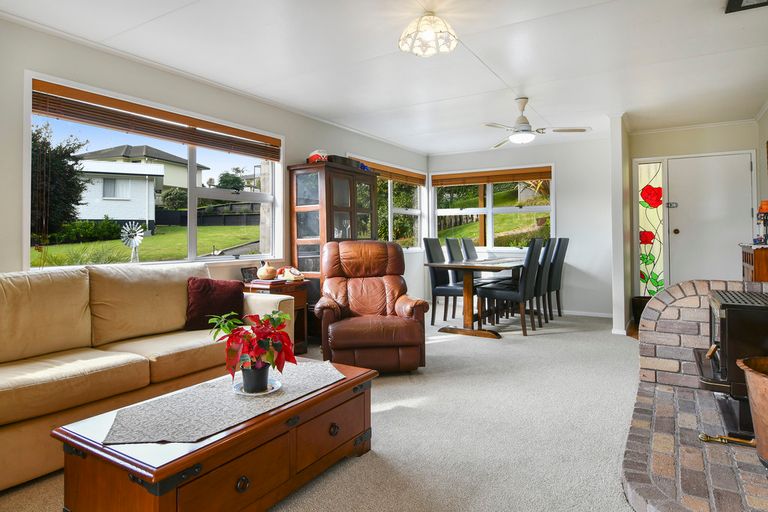 Photo of property in 4 Dell Way, Judea, Tauranga, 3110