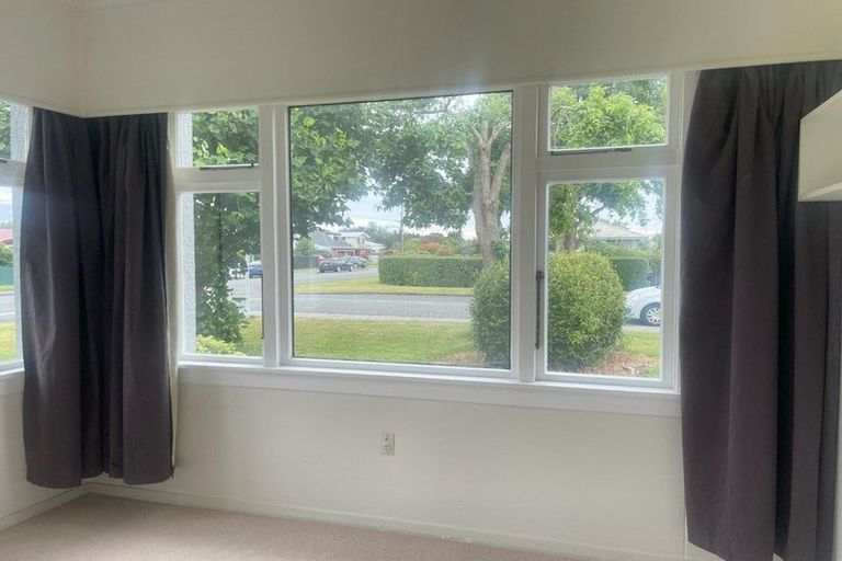 Photo of property in 49 Mary Street, Winton, 9720