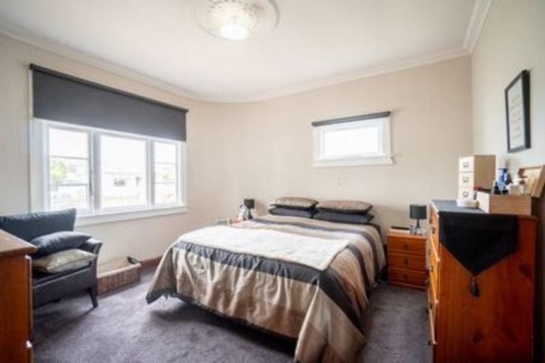 Photo of property in 27a Stewart Crescent, Hokowhitu, Palmerston North, 4410