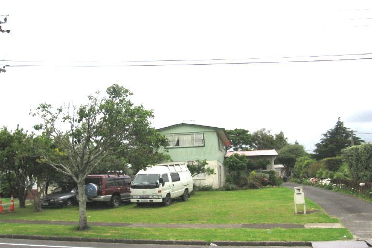 Photo of property in 17 Hamlin Road, Mount Wellington, Auckland, 1060
