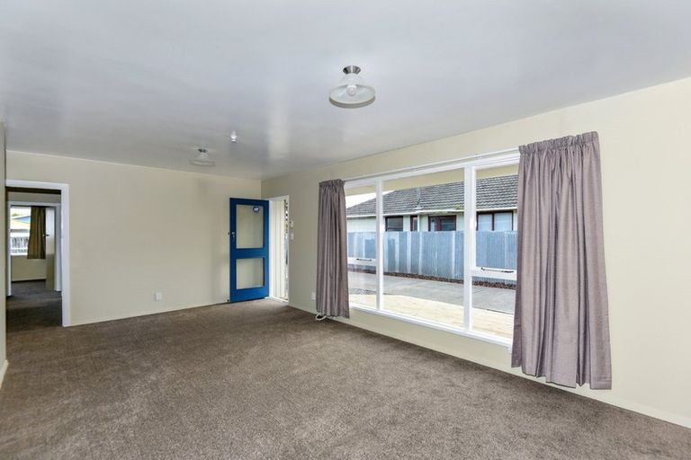 Photo of property in 27 Maces Road, Bromley, Christchurch, 8062