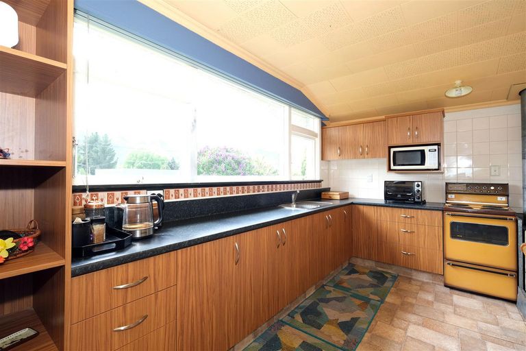 Photo of property in 16 Duke Street, Albury, Cave, 7984