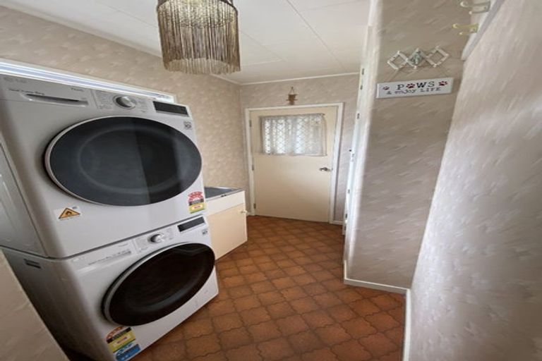 Photo of property in 300 Willowpark Road South, Hastings, 4122