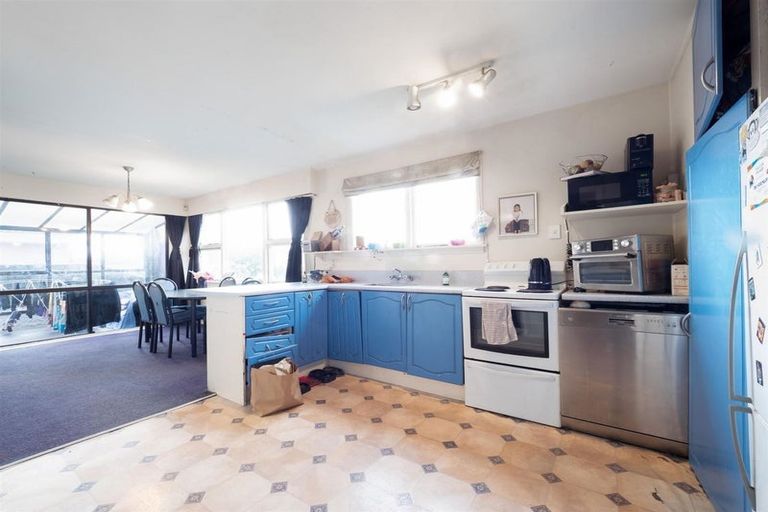 Photo of property in 29 Donnington Street, Parklands, Christchurch, 8083