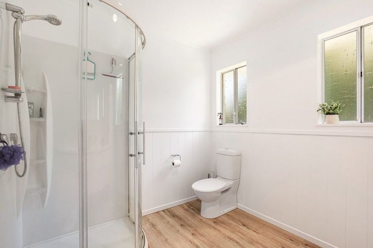 Photo of property in 5 Atherstone Lane, Belmont, Lower Hutt, 5010