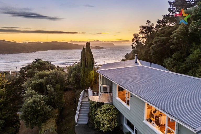 Photo of property in 15 Acheron Road, Paremata, Porirua, 5026