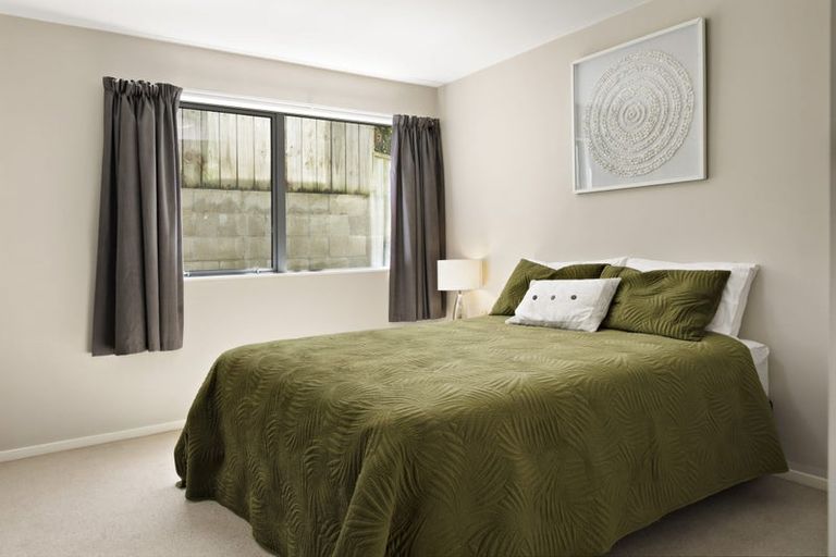 Photo of property in 101b Tauhinu Road, Miramar, Wellington, 6022