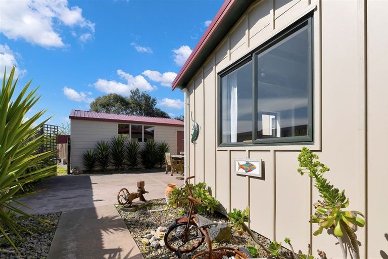 Photo of property in 7 Holton Road, Amberley, 7481