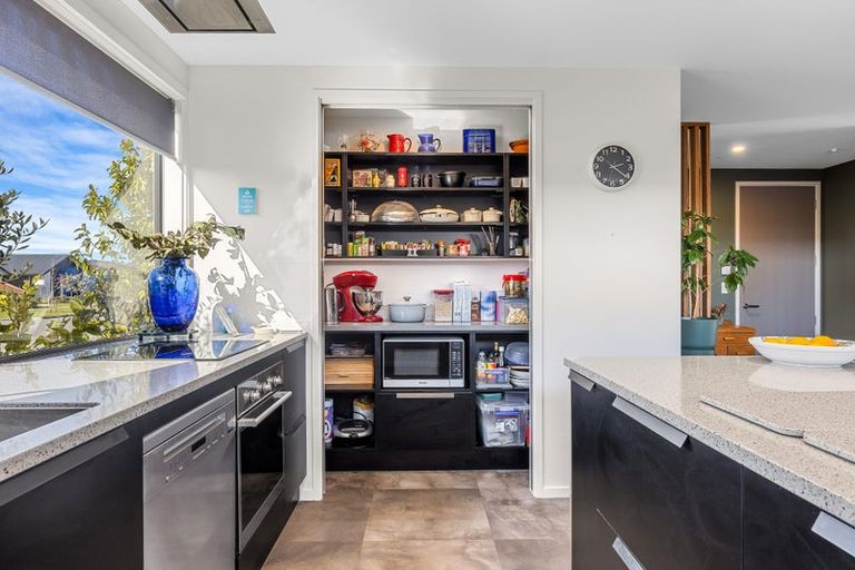 Photo of property in 20 Collier Drive, Halswell, Christchurch, 8025