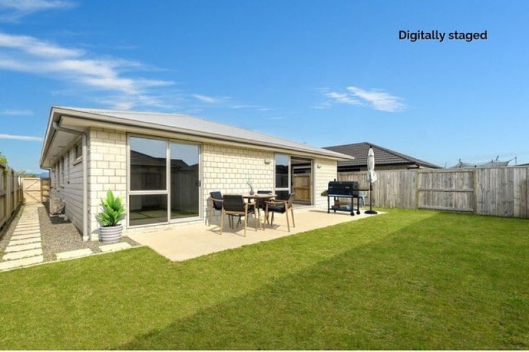 Photo of property in 37 Te Wharo Drive, Papamoa, 3118