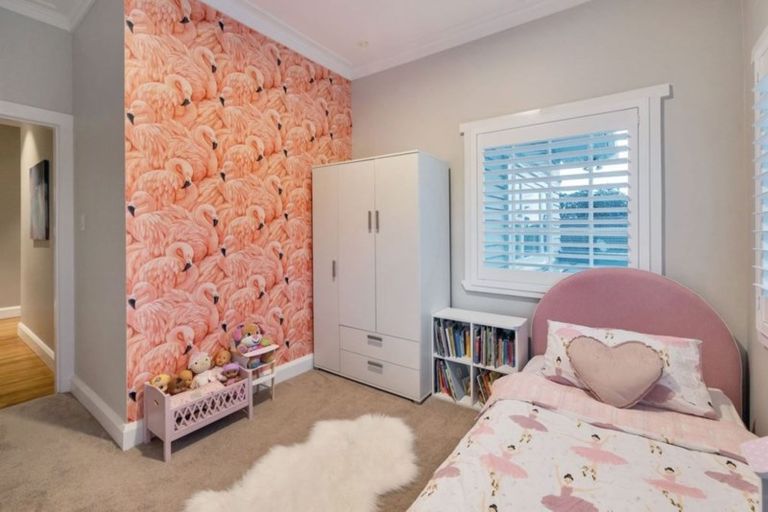 Photo of property in 1/56 Northboro Road, Belmont, Auckland, 0622