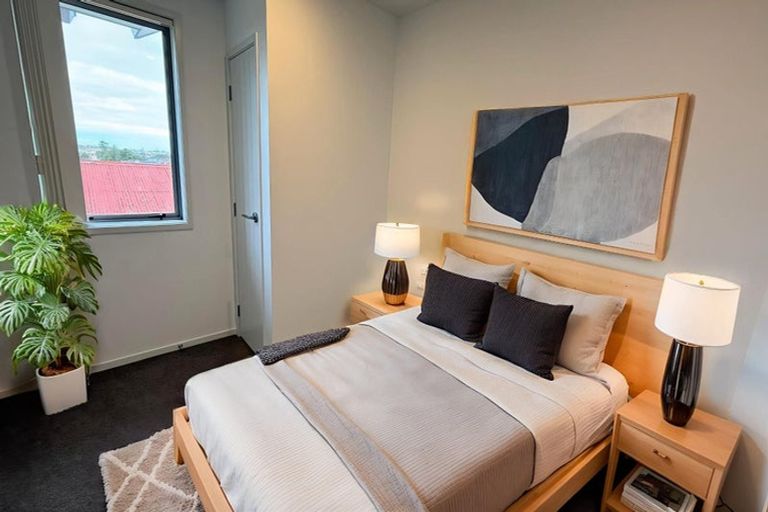 Photo of property in 47b Lynwood Road, New Lynn, Auckland, 0600