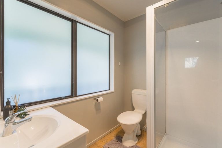 Photo of property in 95a Renown Road, Raumati South, Paraparaumu, 5032