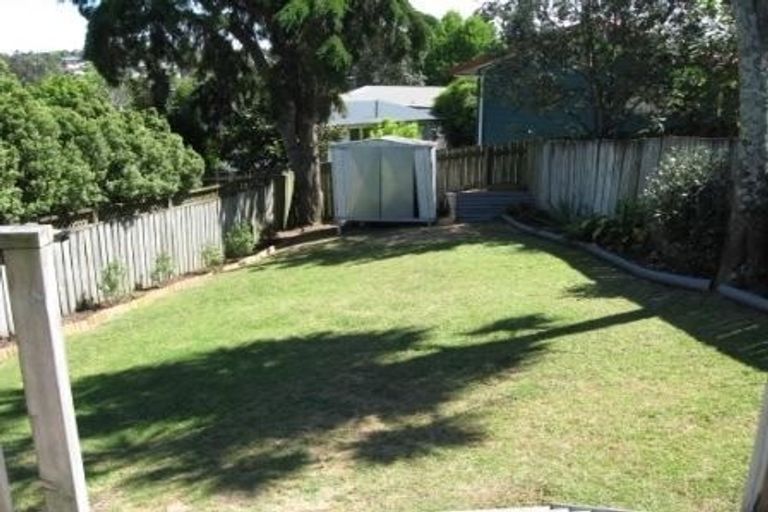 Photo of property in 19b Arrow Road, Forrest Hill, Auckland, 0620