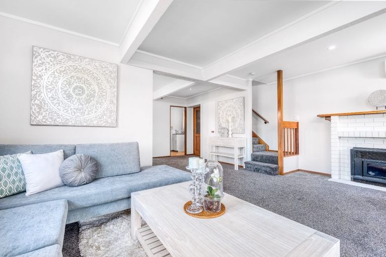 Photo of property in 23 Chorley Grove, Churton Park, Wellington, 6037