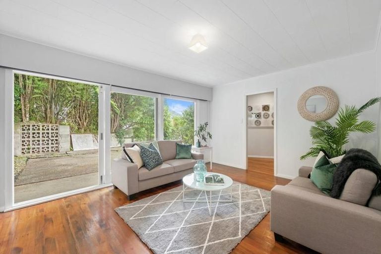 Photo of property in 22 Holborn Drive, Stokes Valley, Lower Hutt, 5019