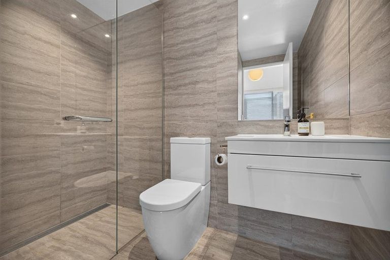 Photo of property in 5/39 Cherry Blossom Avenue, Frankton, Queenstown, 9300