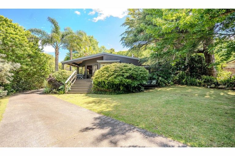 Photo of property in 6 Waipapa Landing Place, Kerikeri, 0230