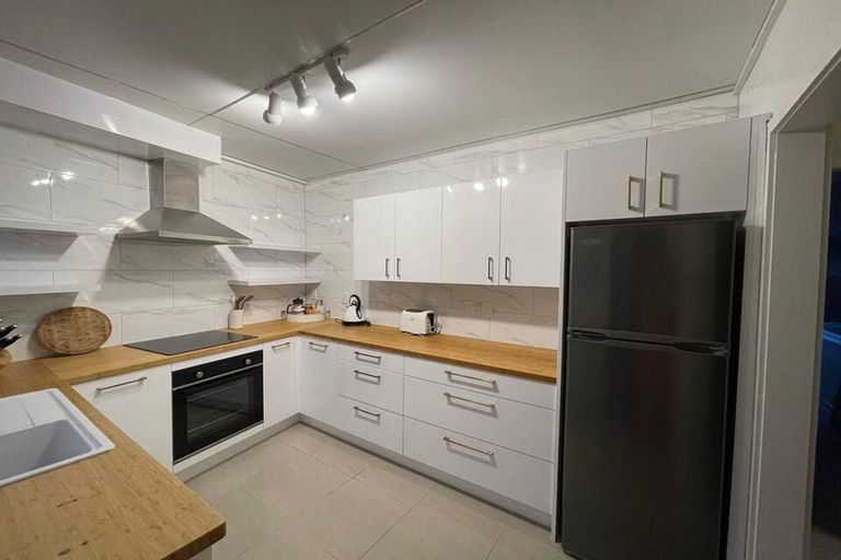 Photo of property in 67 Nortons Road, Avonhead, Christchurch, 8042