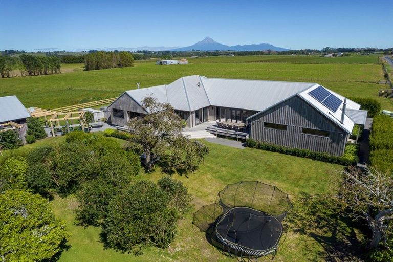 Photo of property in 294 Inland Road North, Tikorangi, Waitara, 4383