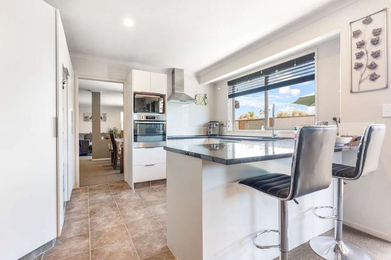 Photo of property in 99 Doncaster Drive, Papamoa Beach, Papamoa, 3118