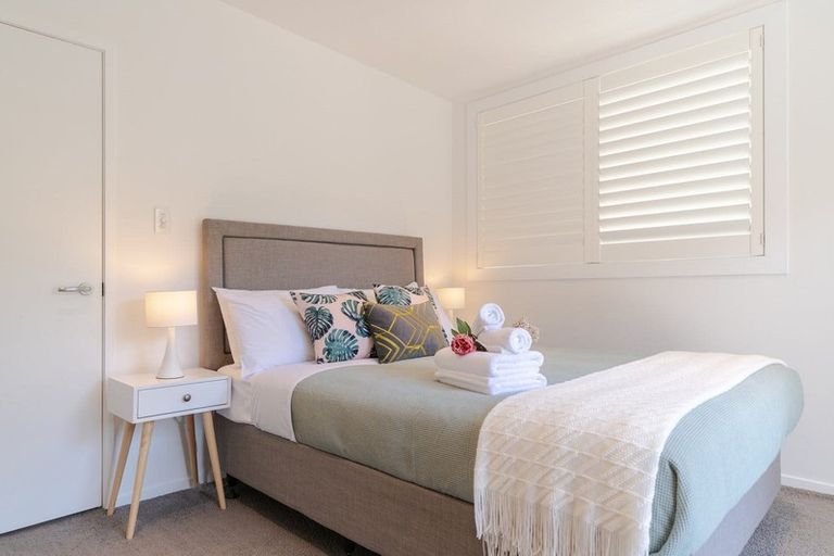 Photo of property in 1/11 Garmons Way, Castor Bay, Auckland, 0620