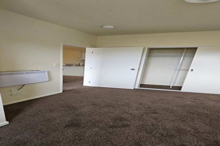 Photo of property in 16/242 Great North Road, Henderson, Auckland, 0612