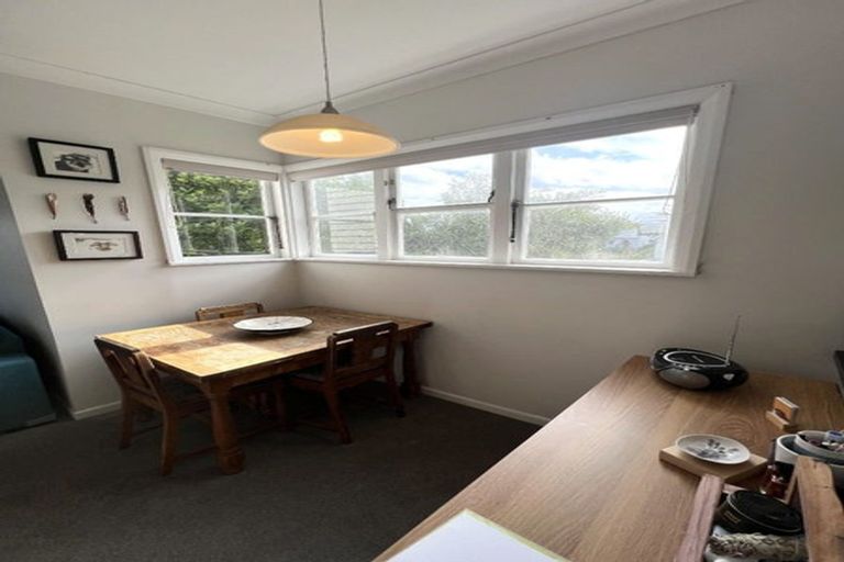 Photo of property in 102 Tannadyce Street, Strathmore Park, Wellington, 6022