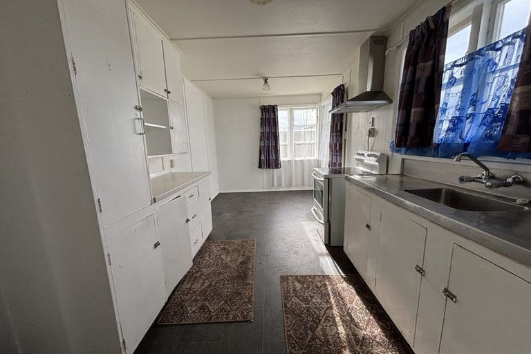 Photo of property in 47 Goldsmith Crescent, Levin, 5510