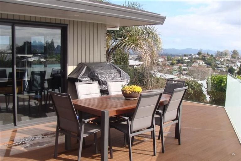 Photo of property in 23 Brookfield Terrace, Brookfield, Tauranga, 3110