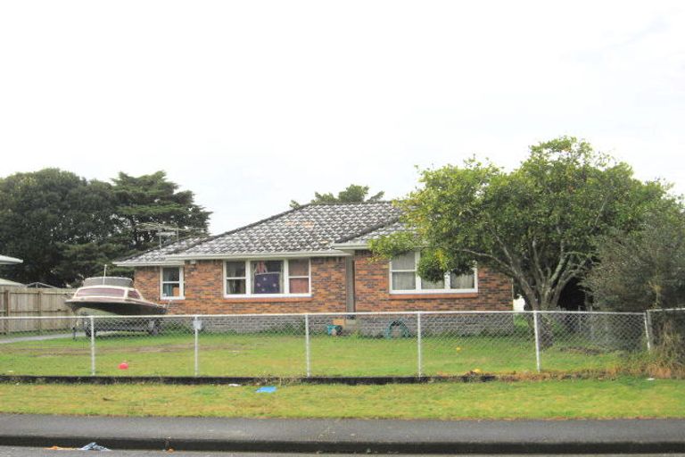 Photo of property in 8 Harper Street, Papakura, 2110
