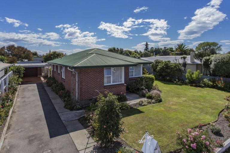 Photo of property in 6 Geddis Street, Rangiora, 7400