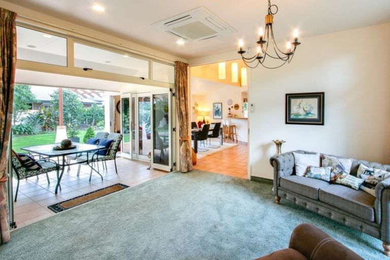 Photo of property in 180 Auckland Road, Greenmeadows, Napier, 4112