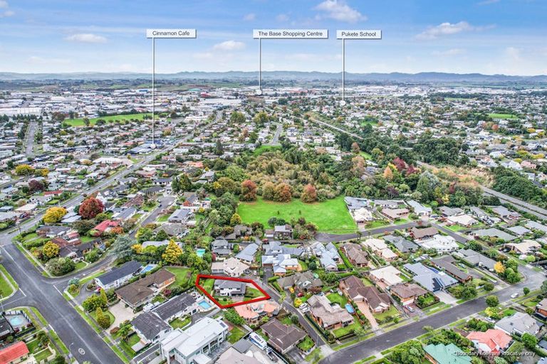 Photo of property in 5 Dallinger Street, St Andrews, Hamilton, 3200