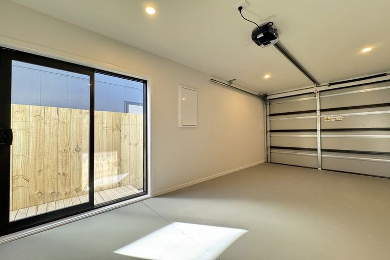 Photo of property in 15 Te Ara O Toroa, Wainuiomata, Lower Hutt, 5014