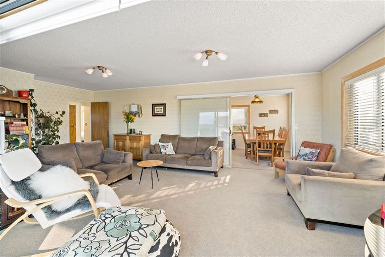 Photo of property in 1/5 Brown Street, Hauraki, Auckland, 0622