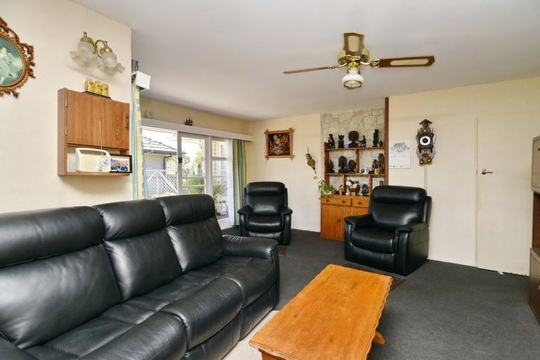 Photo of property in 71 Vancouver Crescent, Wainoni, Christchurch, 8061