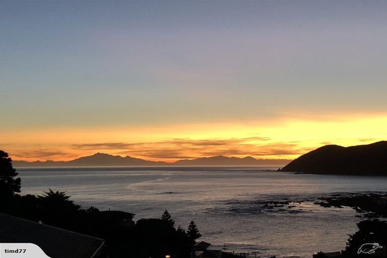 Photo of property in 155 Severn Street, Island Bay, Wellington, 6023