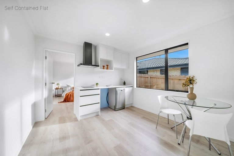 Photo of property in 100 Greenhithe Road, Greenhithe, Auckland, 0632