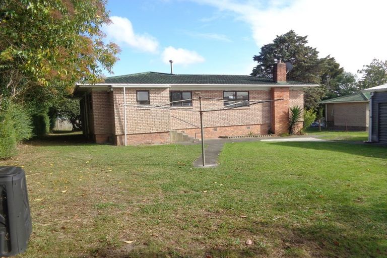 Photo of property in 129 Rathgar Road, Henderson, Auckland, 0610