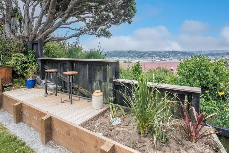 Photo of property in 30 Sidlaw Street, Strathmore Park, Wellington, 6022