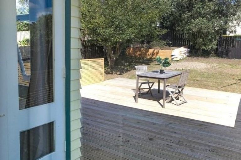 Photo of property in 53 Beaumaris Crescent, Ascot Park, Porirua, 5024