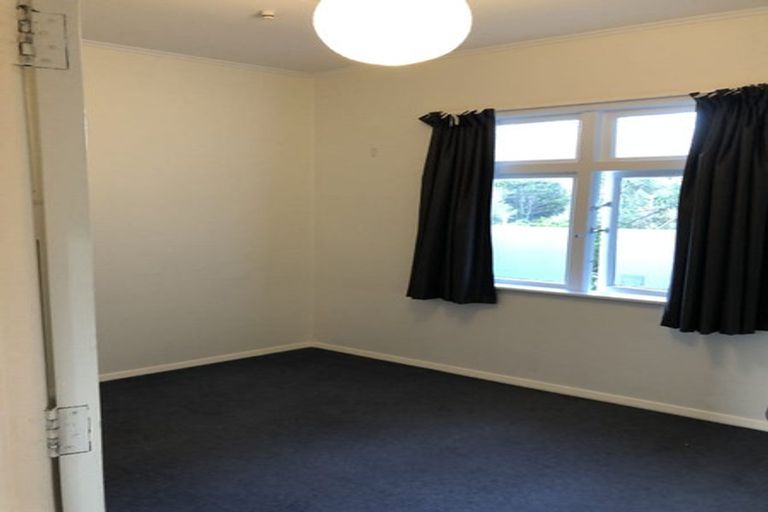 Photo of property in 215 Aro Street, Aro Valley, Wellington, 6021