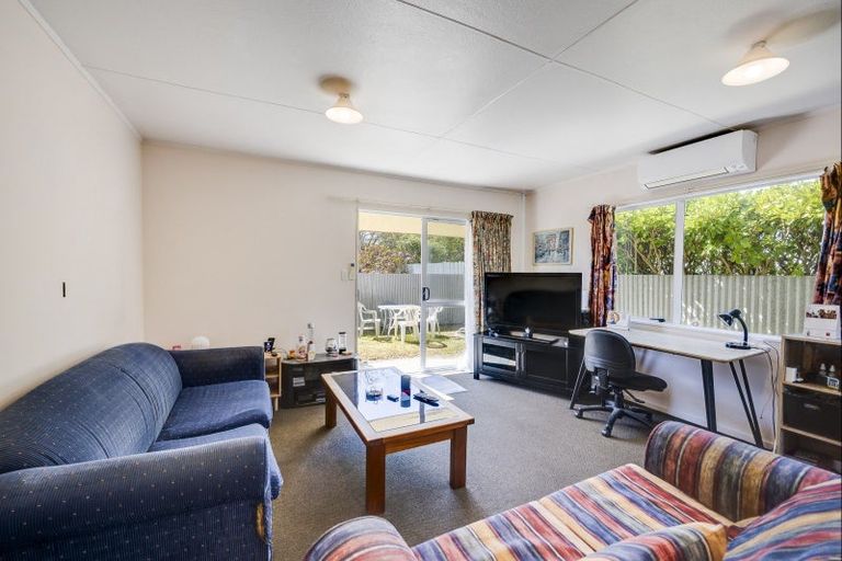 Photo of property in 2/80 Latham Street, Marewa, Napier, 4110